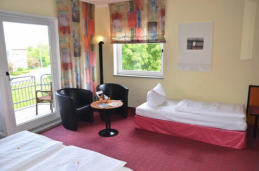 Azimut Aparthotel