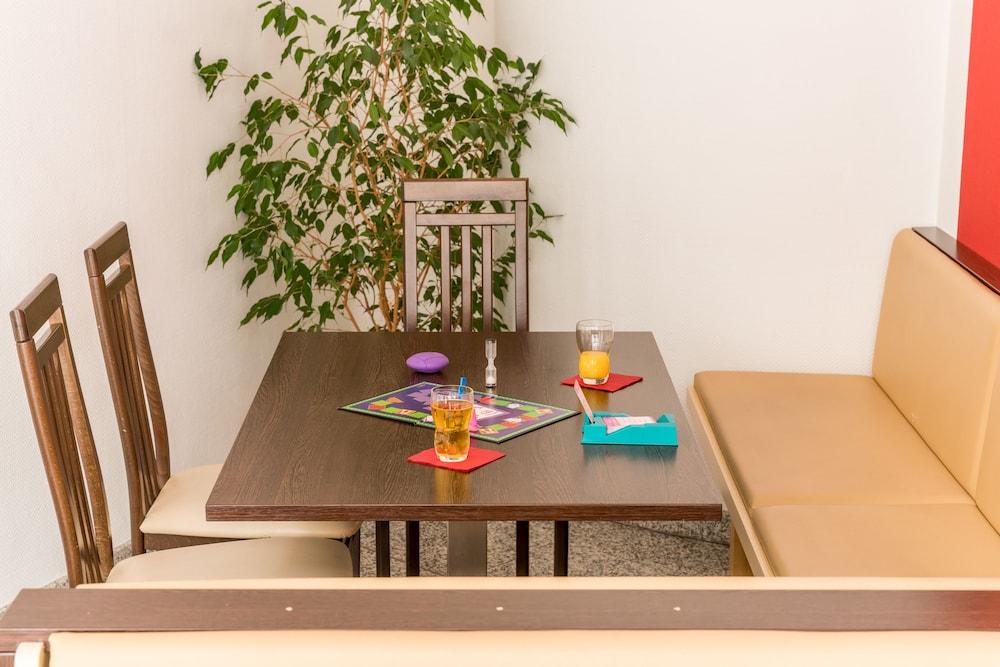 Andante Aparthotel 4*