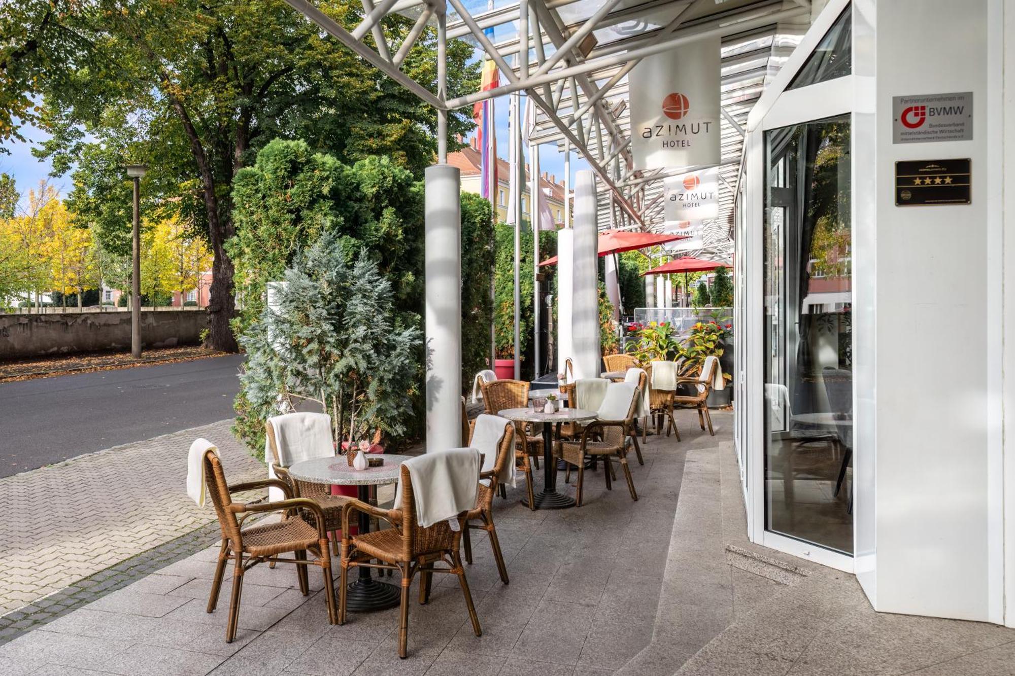 Azimut Aparthotel