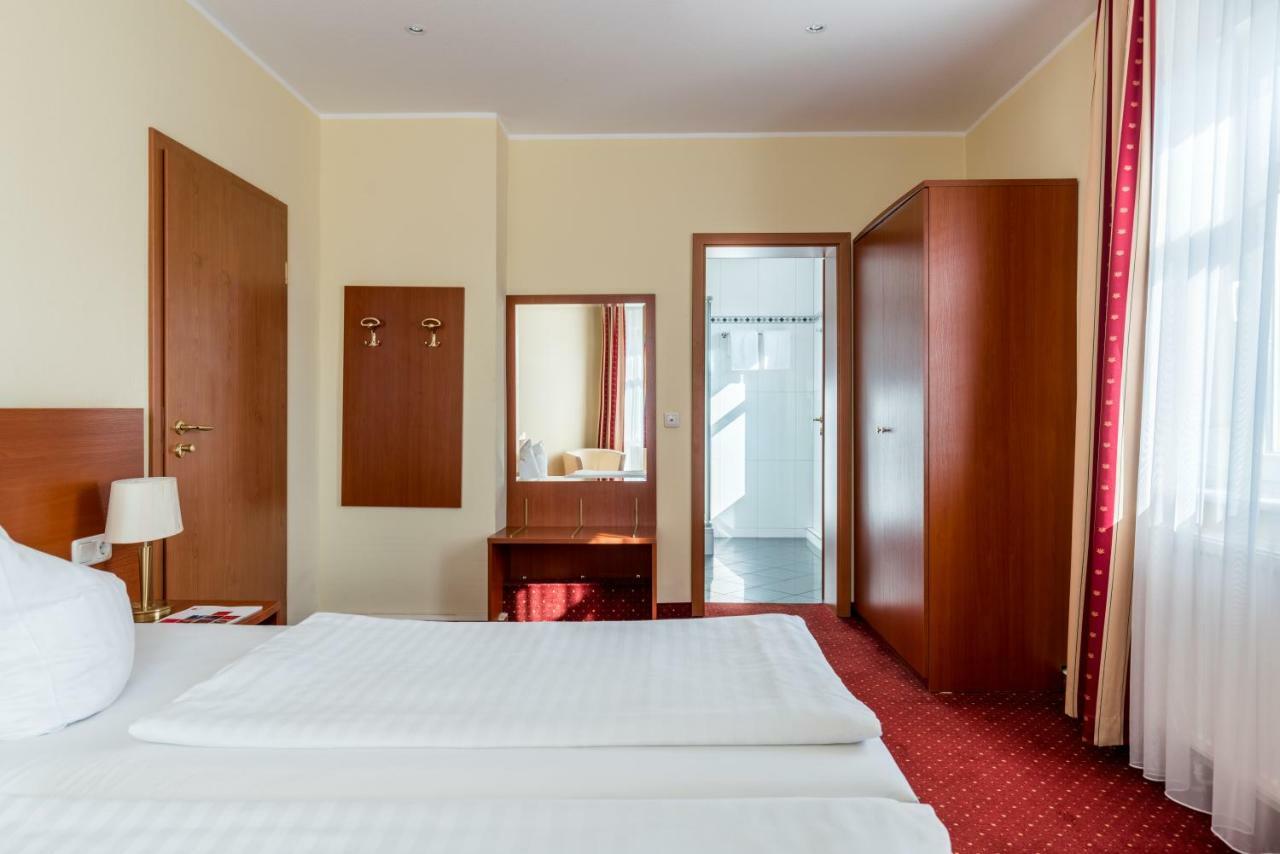 Azimut Aparthotel
